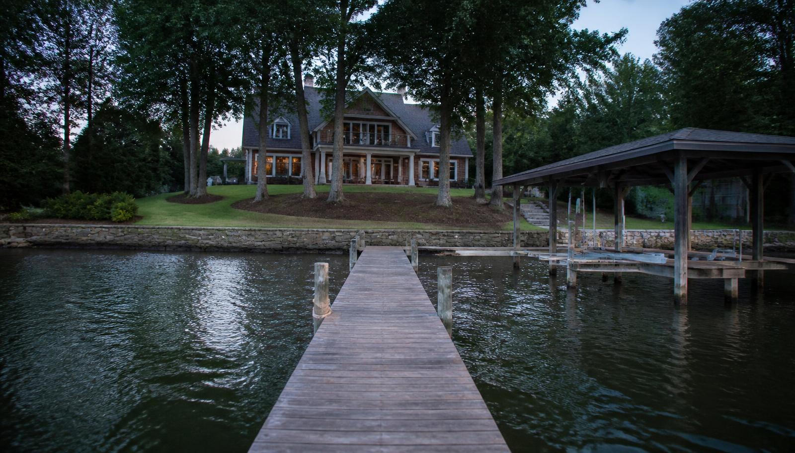 How to read a Lake Norman waterfront listing.